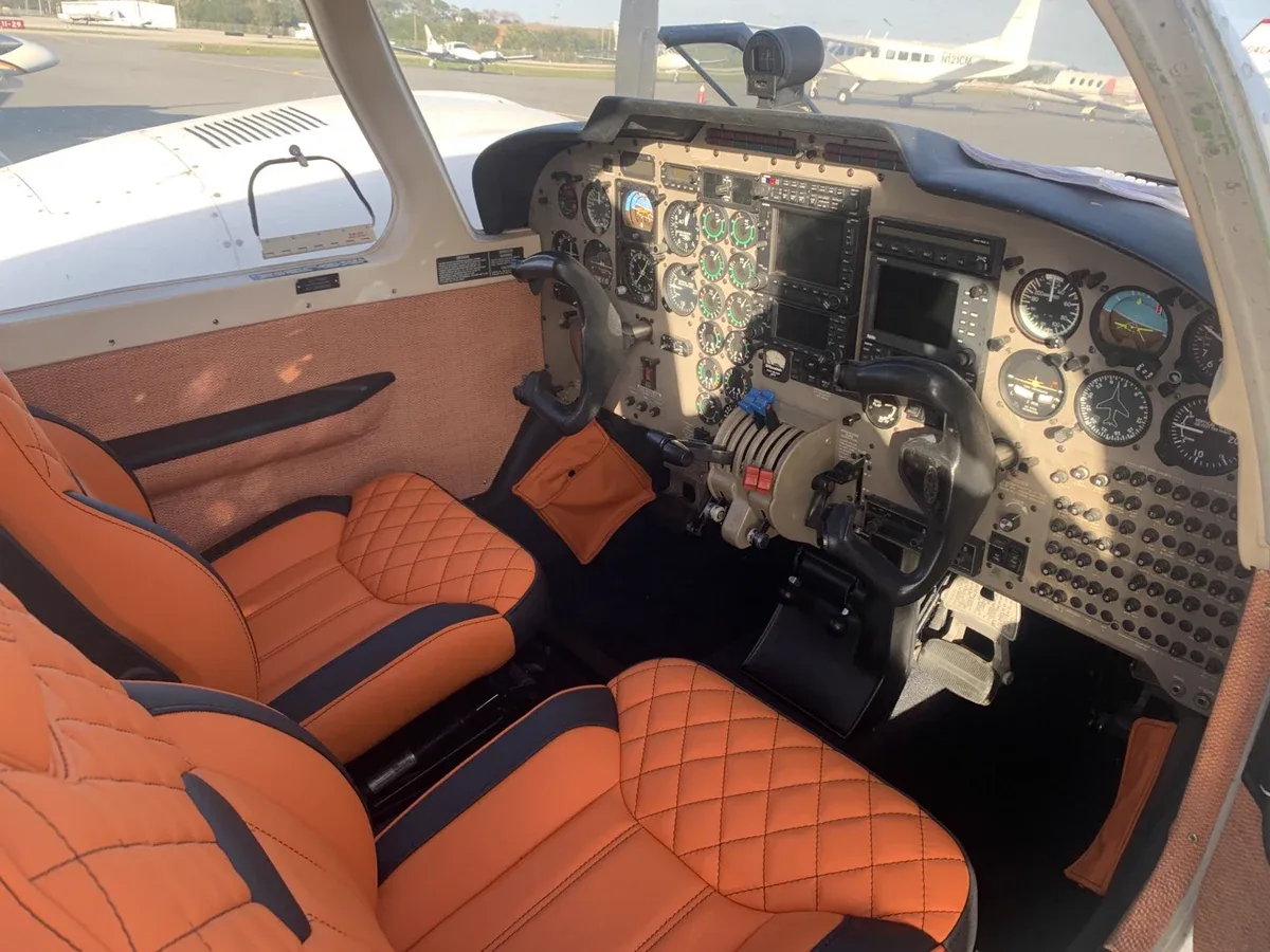 Cabin interior of a 2001 Piper Seneca V.