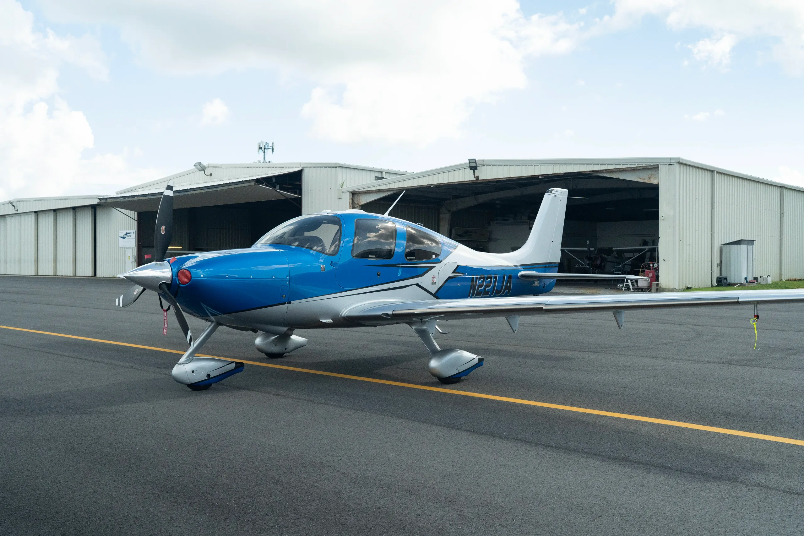 2007 Cirrus SR22 G2