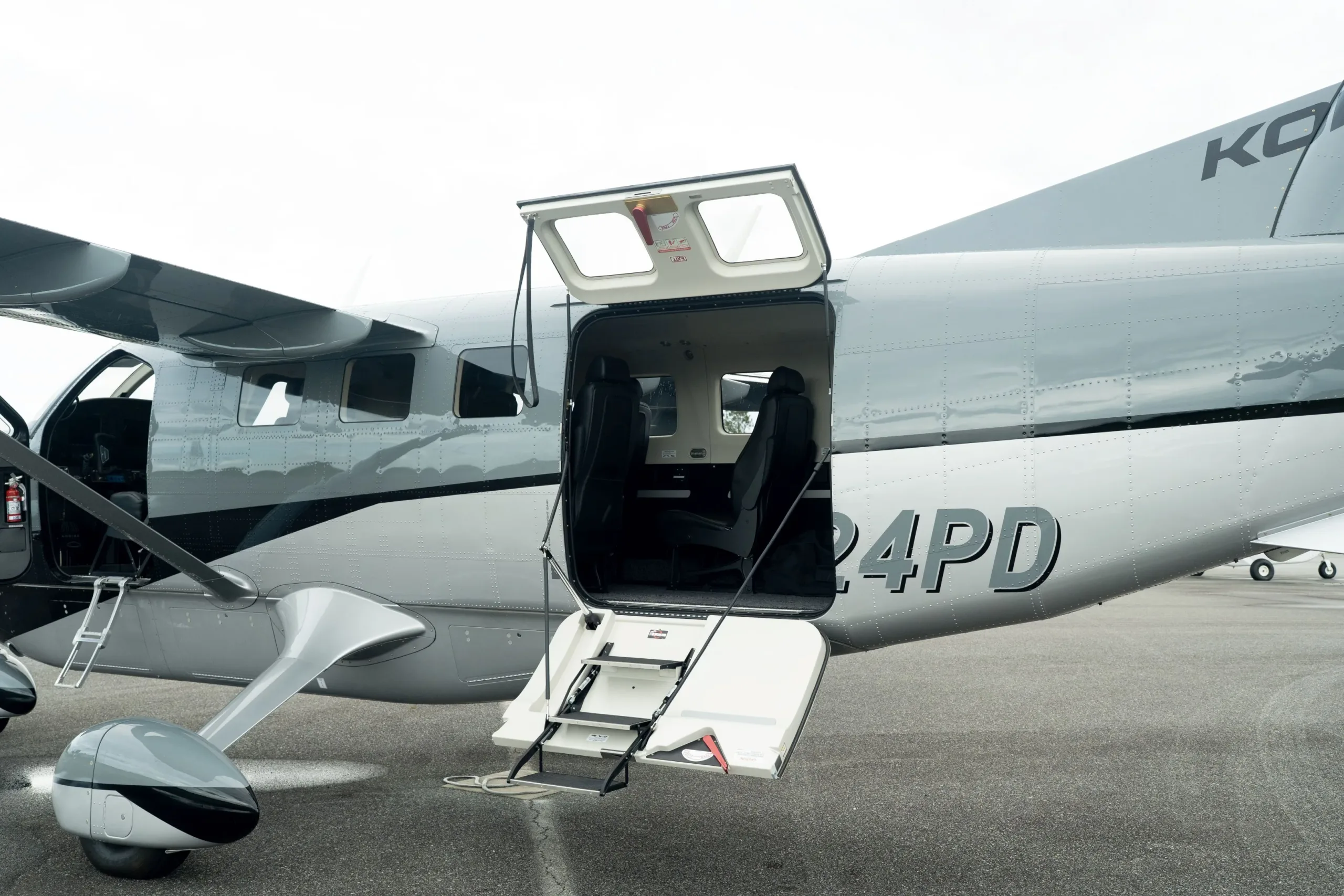 Exterior view of a 2026 Kodiak 900.