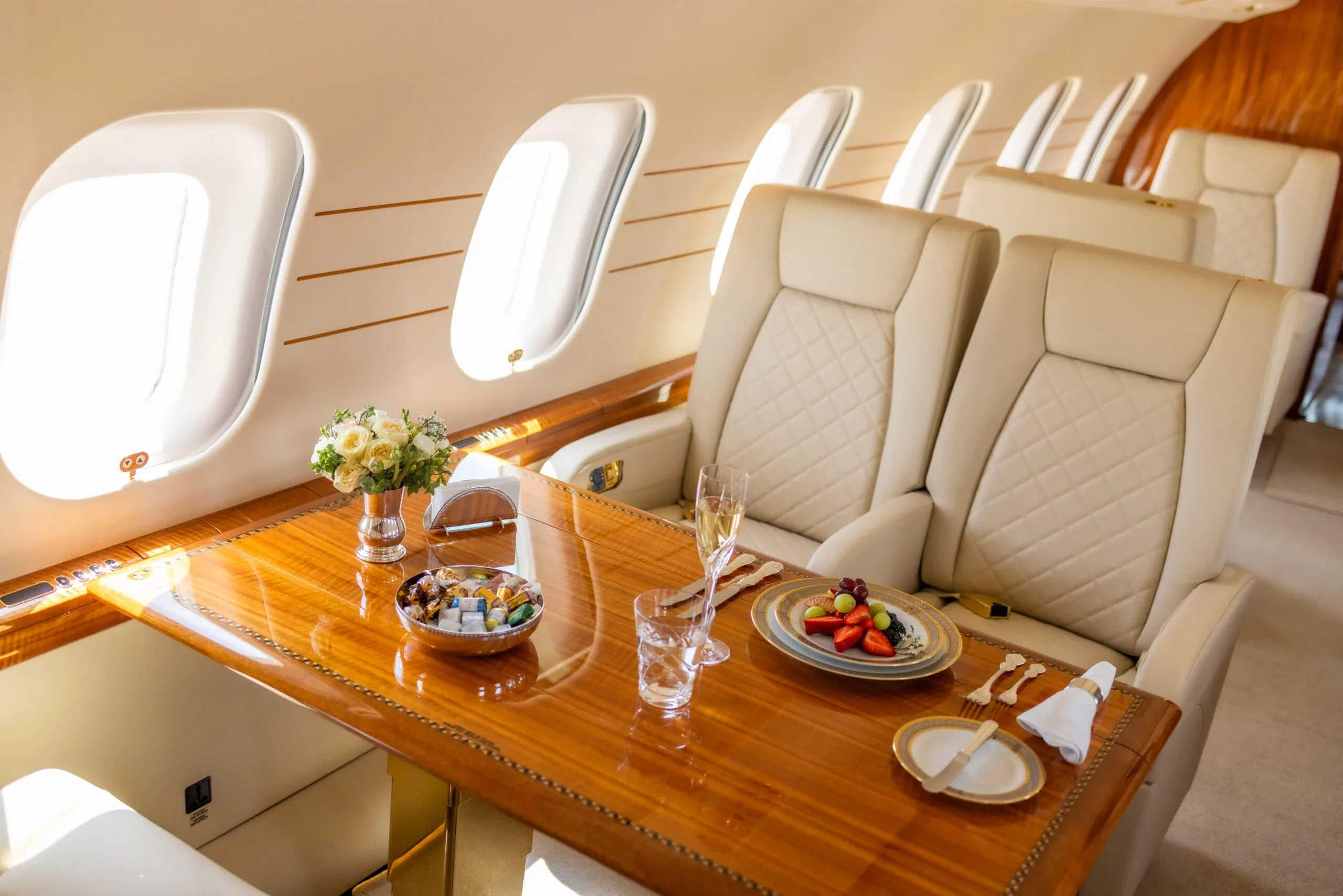 BOMBARDIER GLOBAL 6000 (°2014) - FLYINGGROUP Official Website