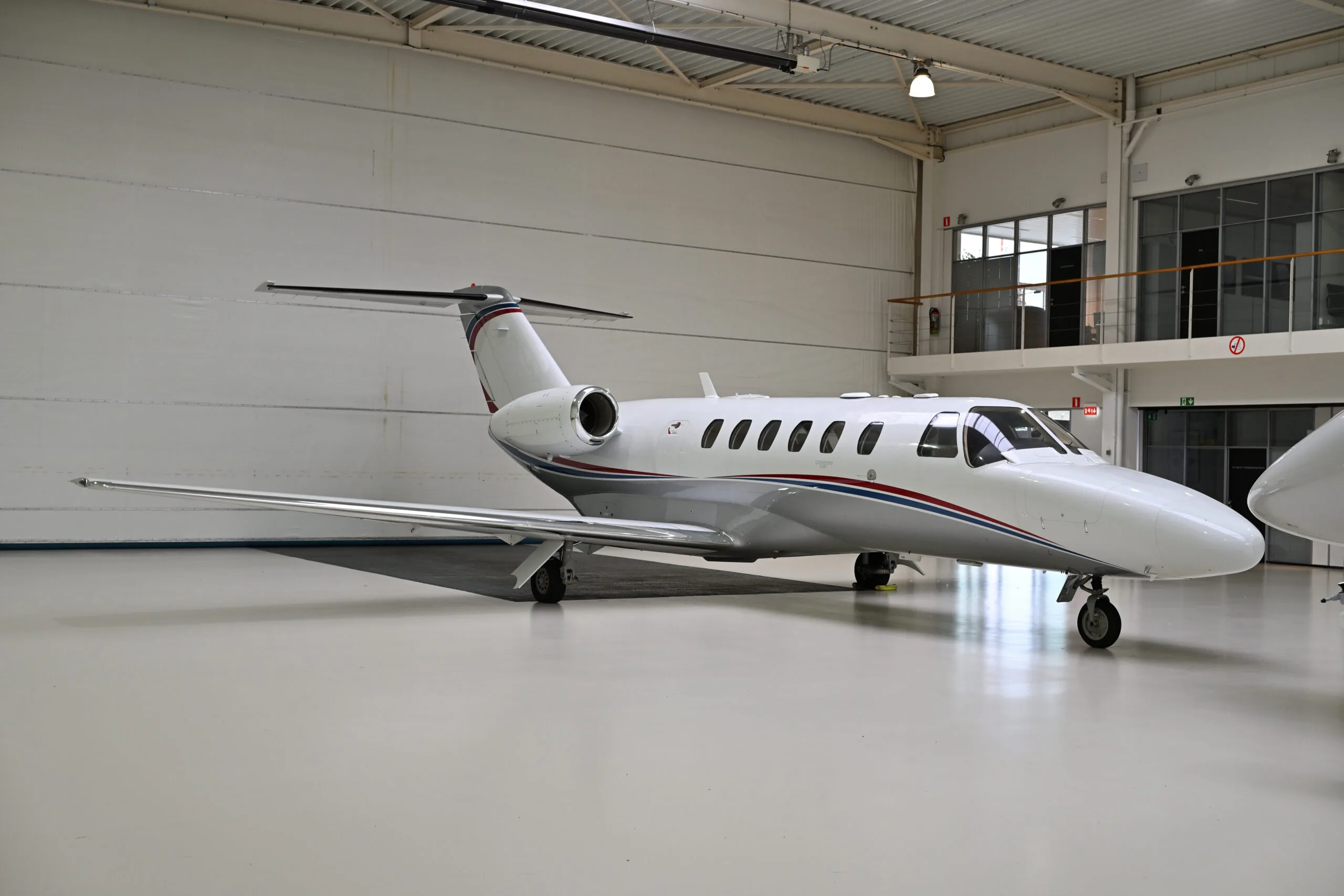 Cabin interior of a 2008 Cessna CITATION CJ2+ (°2008) - FLYINGGROUP Official Website.