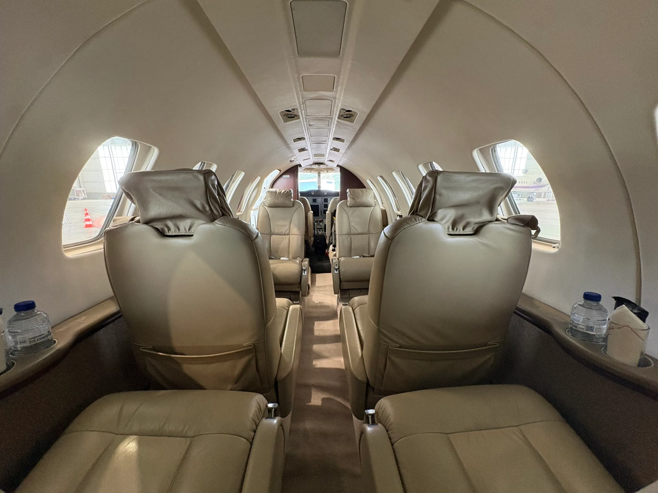 Cabin interior of a 2008 Cessna CITATION CJ2+ (°2008) - FLYINGGROUP Official Website.