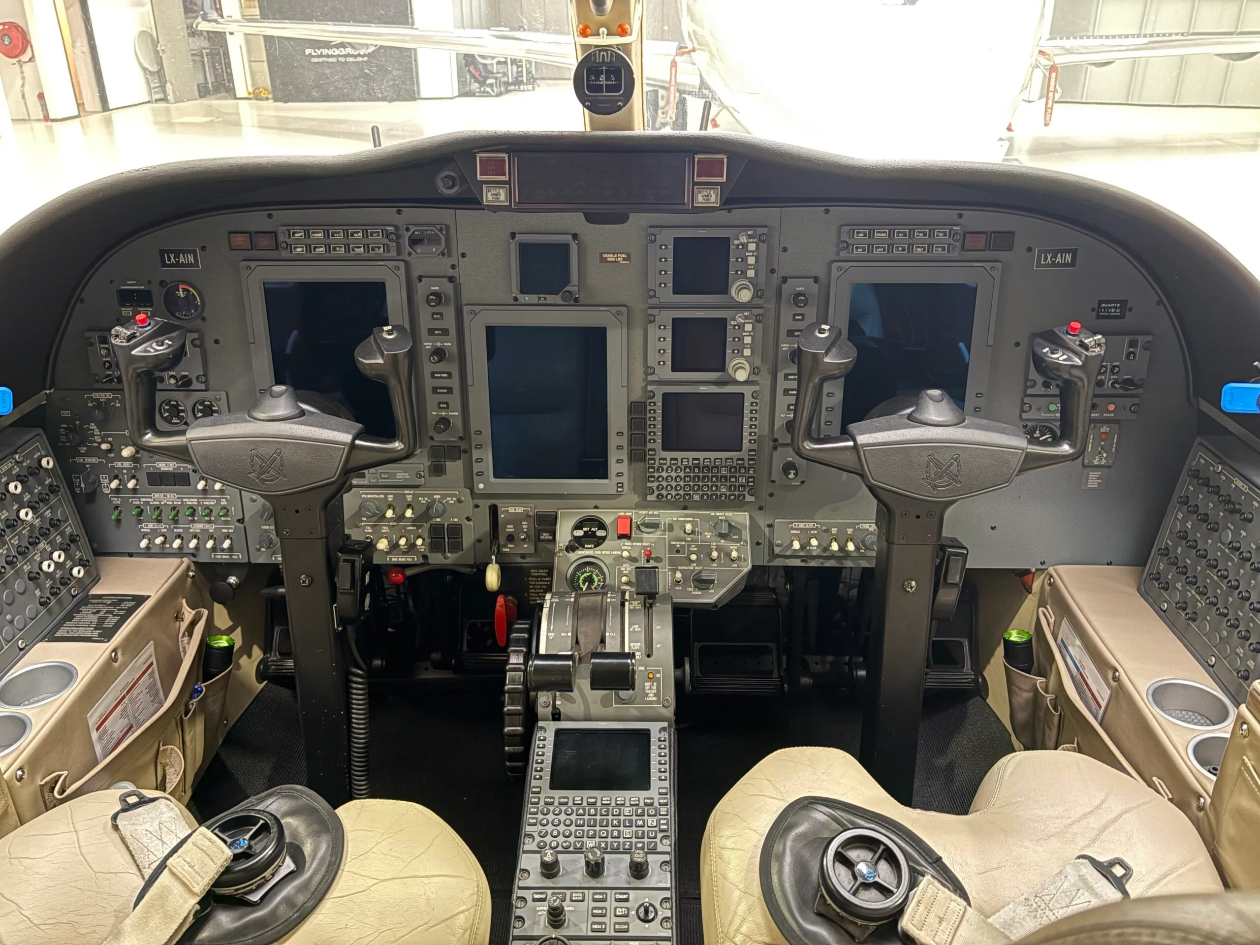 Cockpit and instrument panel of a 2008 Cessna CITATION CJ2+ (°2008) - FLYINGGROUP Official Website.