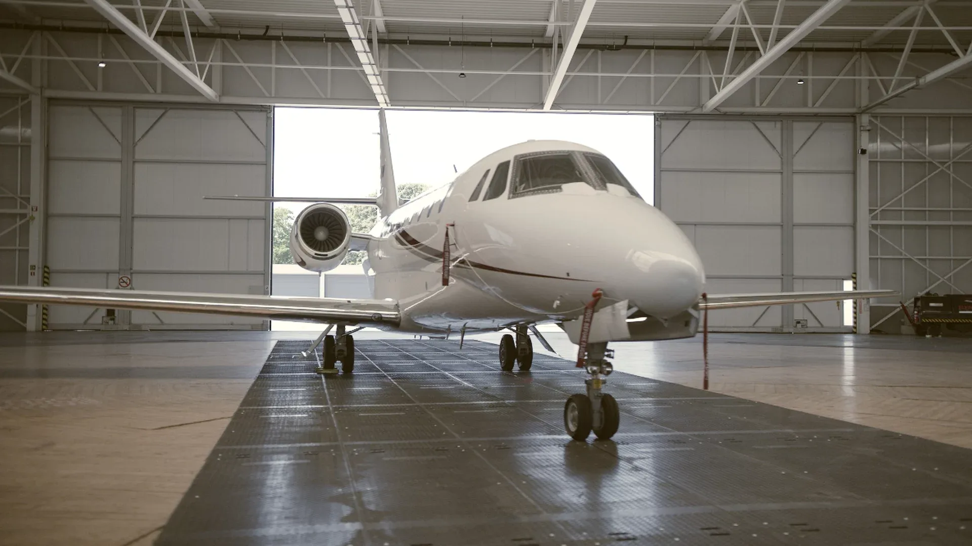 Exterior view of a 2007 Cessna CITATION SOVEREIGN (°2007) - FLYINGGROUP Official Website.