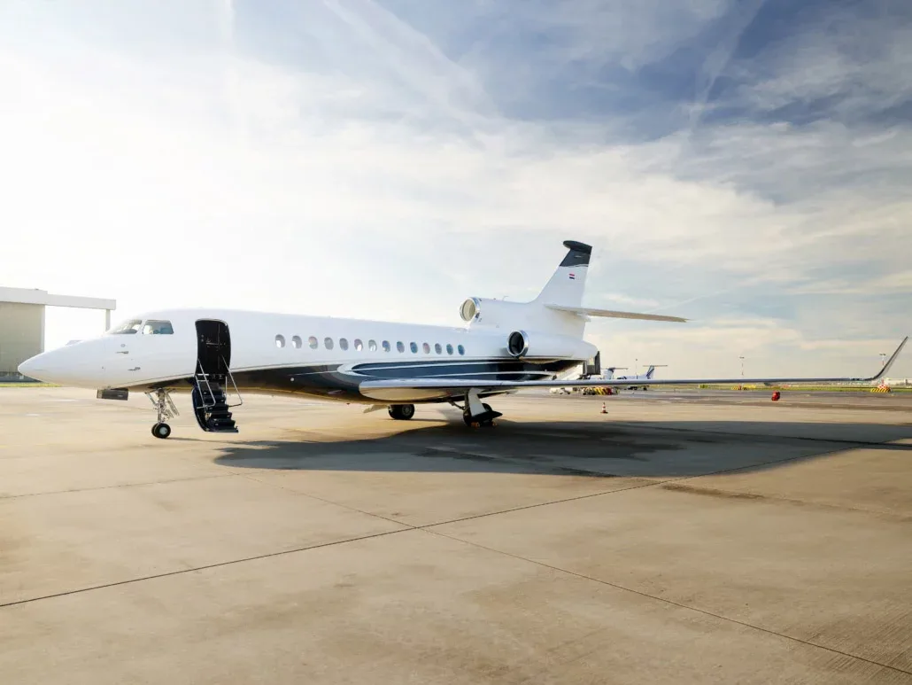 Exterior view of a 2020 Dassault FALCON 7X (°2020) - FLYINGGROUP Official Website.