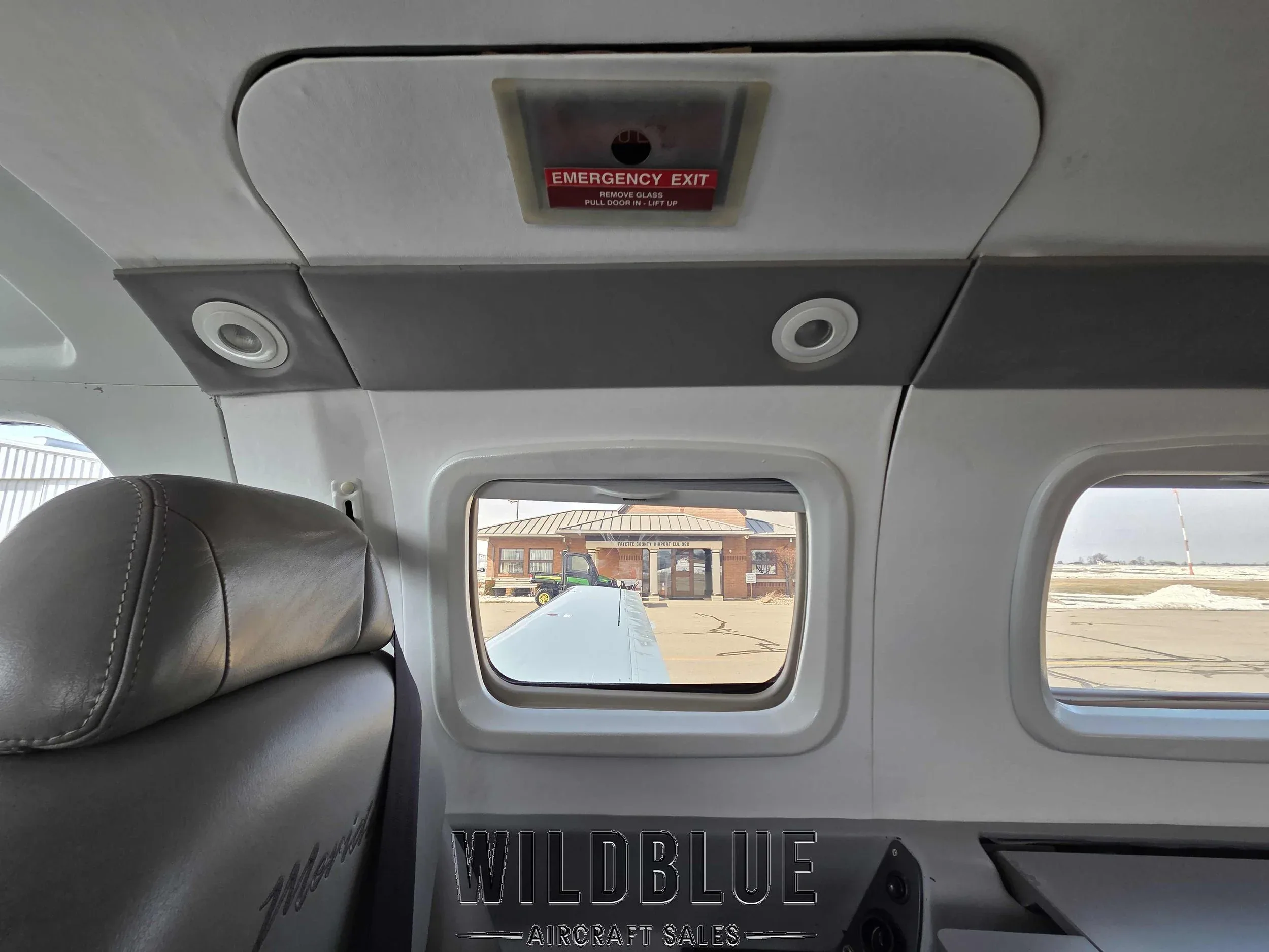 Cabin interior of a 1989 Piper Malibu Mirage.