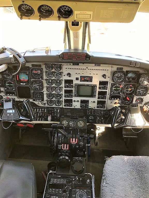 Cockpit and instrument panel of a 1988 Beechcraft King Air B200C.