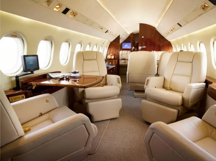 Cabin interior of a 2004 Dassault Falcon 900EX EASy SN 139.