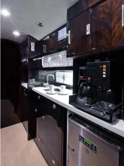 Avionics suite of a 2009 Gulfstream G550 SN 5233.