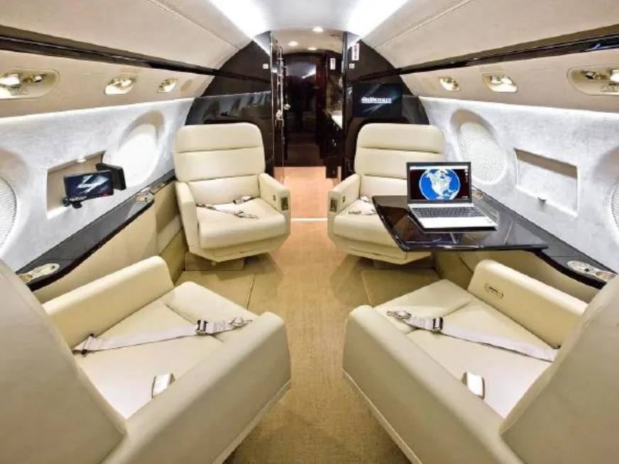 Cabin interior of a 2009 Gulfstream G550 SN 5233.