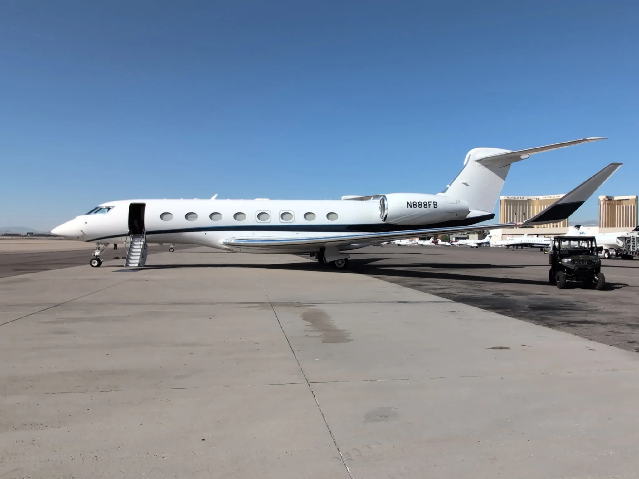 Marketing image of a 2014 Gulfstream G650 6085.