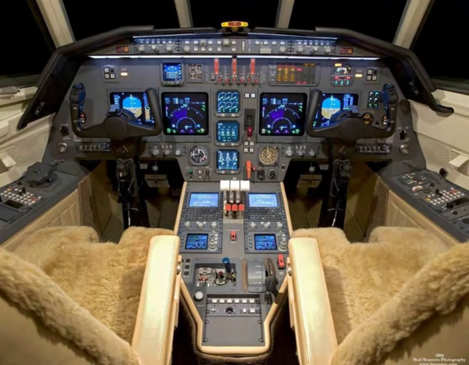 Cockpit and instrument panel of a 2006 Dassault Falcon 50EX SN 345.