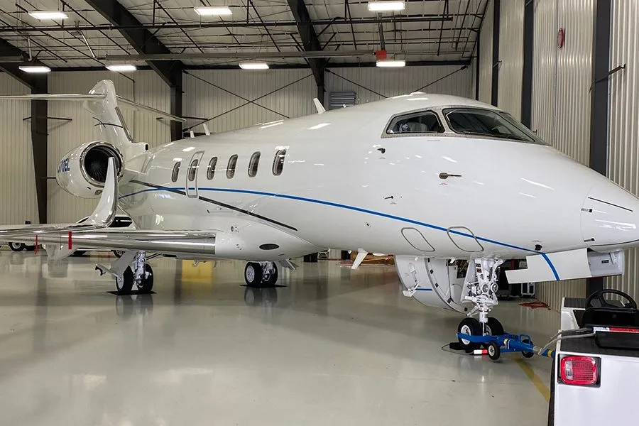 Exterior view of a Bombardier Challenger 300 – 20399.