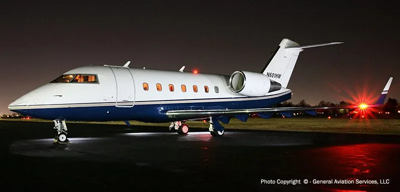 Exterior view of a 1993 Bombardier CL601-3R.