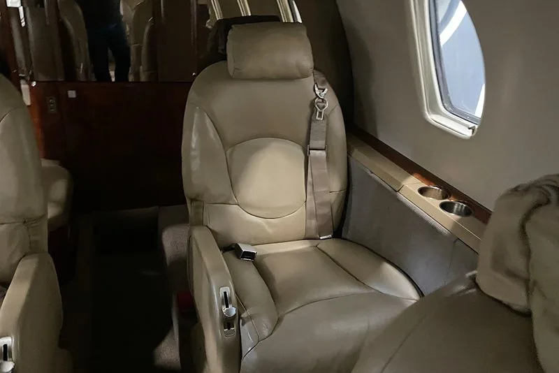 Cabin interior of a Honeywell RE100 (XL).