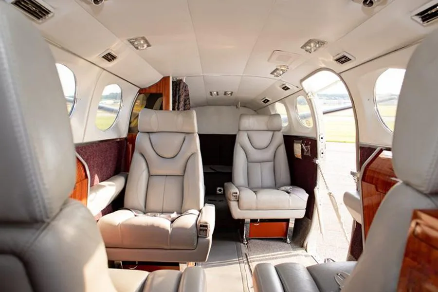 Cabin interior of a Cessna Conquest I – 425-0053.