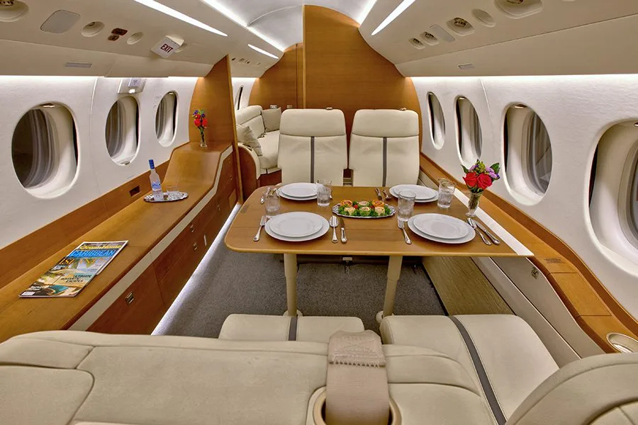 Cabin interior of a Dassault Falcon 7X – 0219.