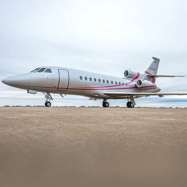 Exterior view of a 1977 Hawker 700A.