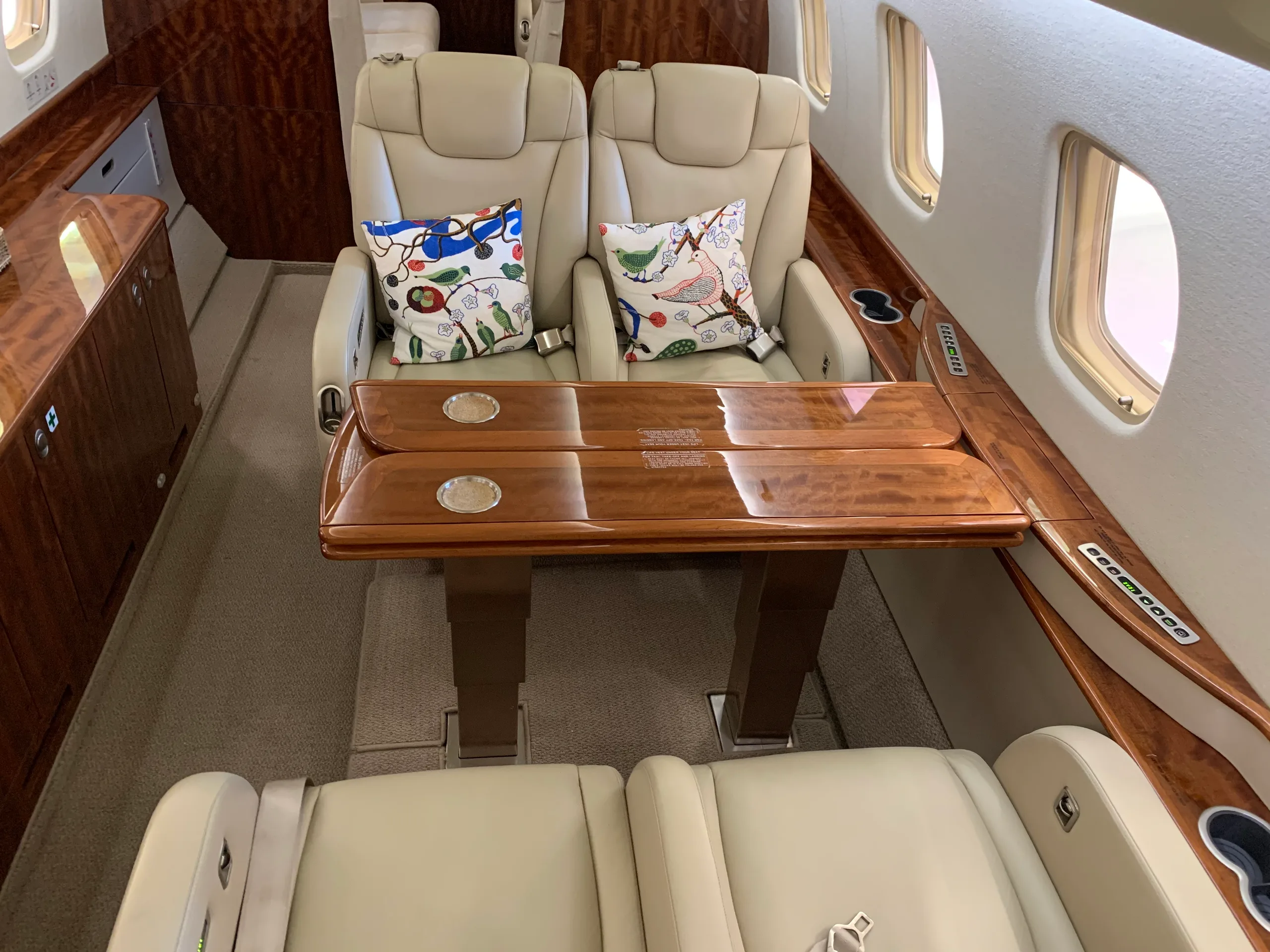 Cabin interior of a 2008 Embraer Legacy 600.
