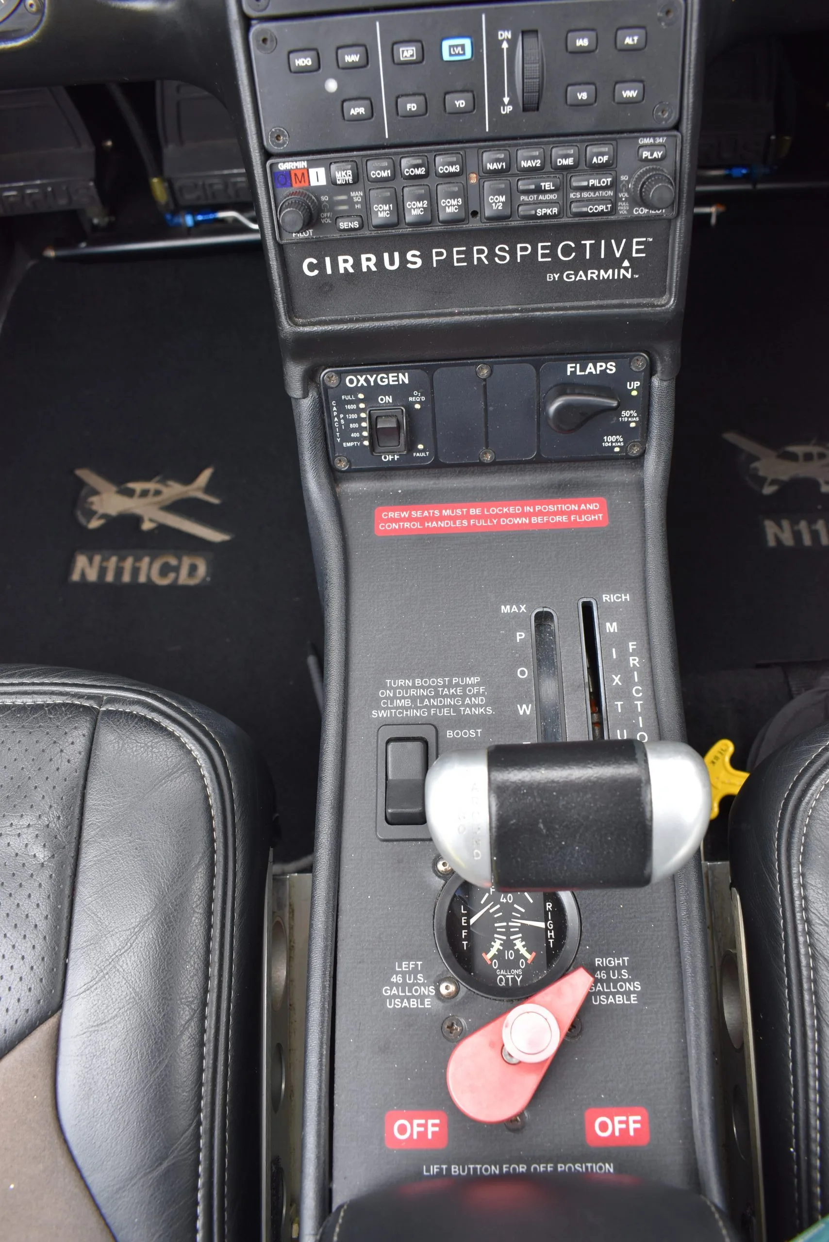 Cockpit and instrument panel of a 2009 Cirrus SR22T G3 GTS.