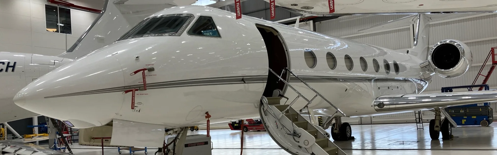 Exterior view of a 2015 Gulfstream G550.