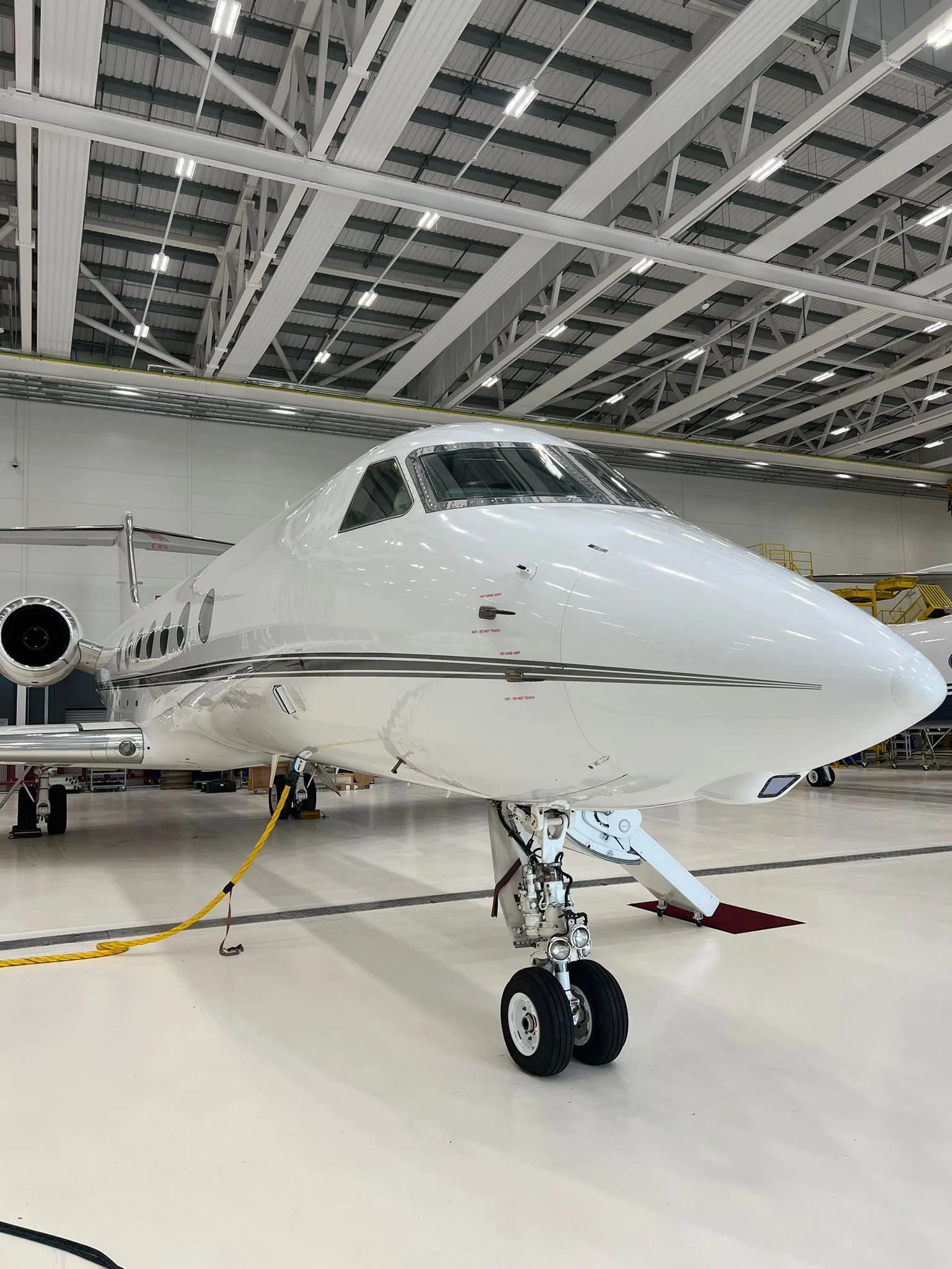 Exterior view of a 2015 Gulfstream G550.