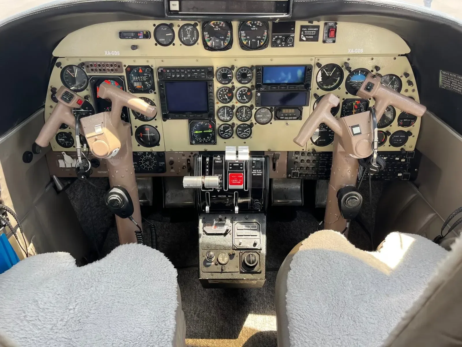 Cockpit and instrument panel of a 1977 Twin Commander 690B.