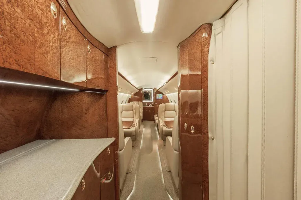 Cabin interior of a 2002 Gulfstream.