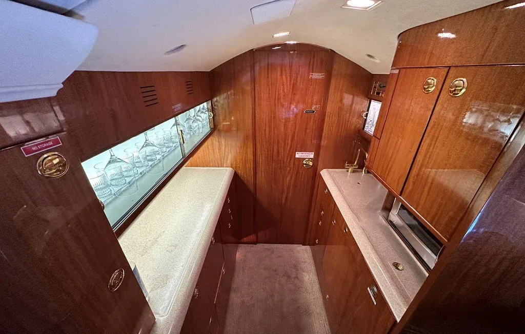 Cabin interior of a 2001 Gulfstream GIV.
