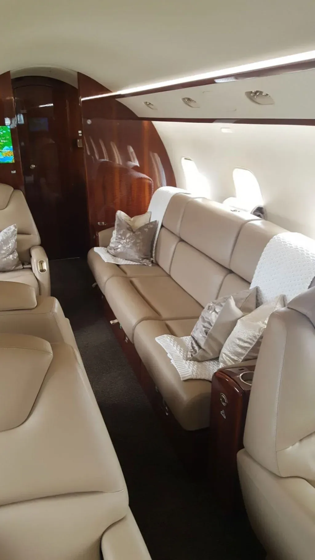 Cabin interior of a 2009 Bombardier Challenger.