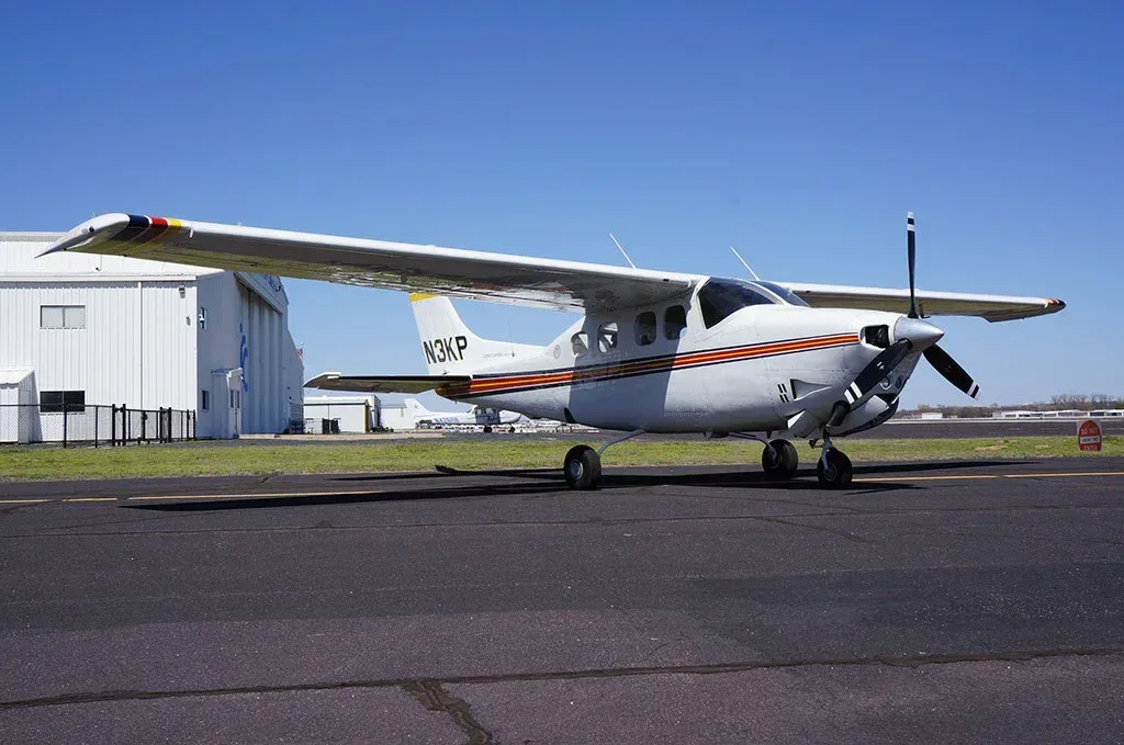 Exterior view of a 1981 Cessna P210N, N3KP.