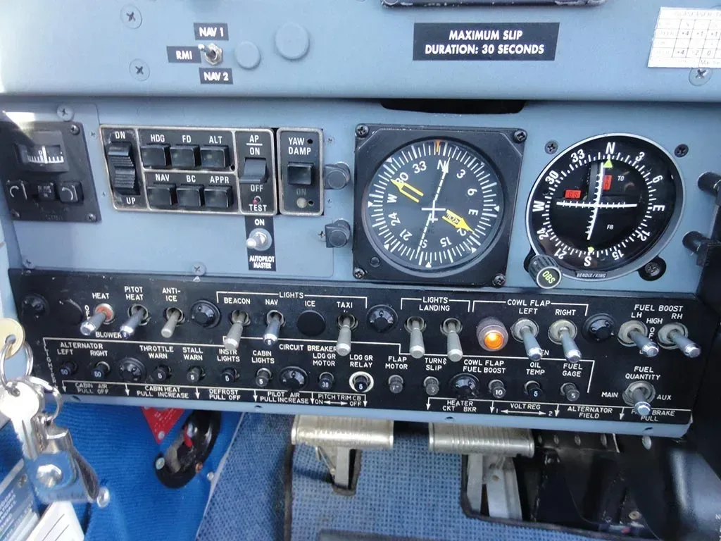 Avionics suite of a 1968 Beechcraft Baron.