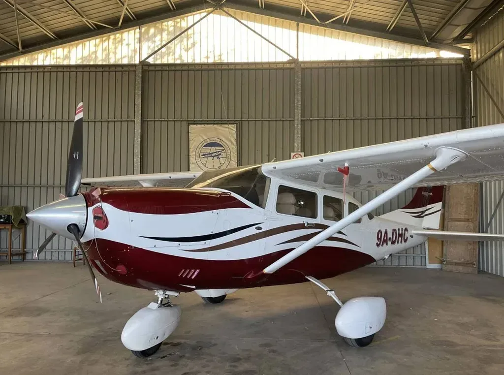 Cabin interior of a 2006 Cessna.