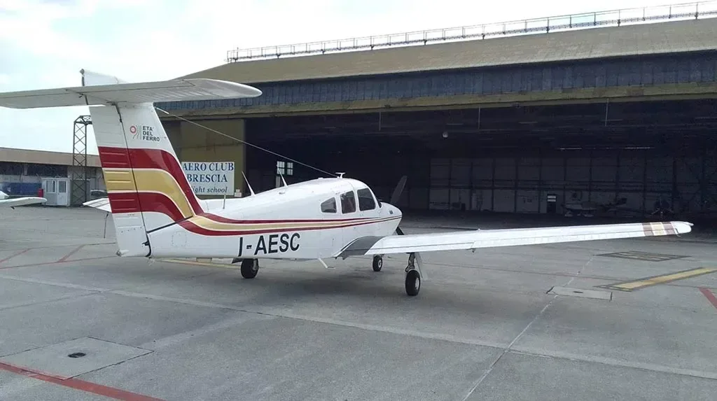 Cockpit and instrument panel of a 1979 Piper Arrow IV.