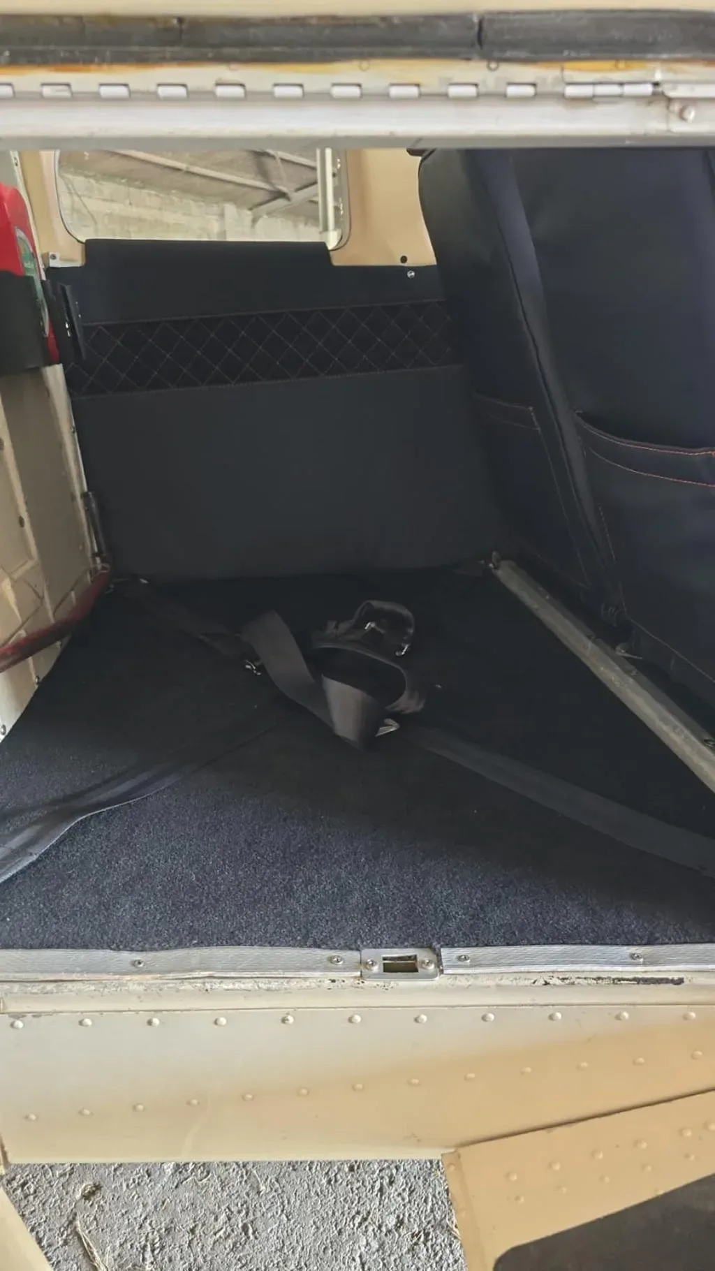 Cabin interior of a 1984 Piper Arrow IV.