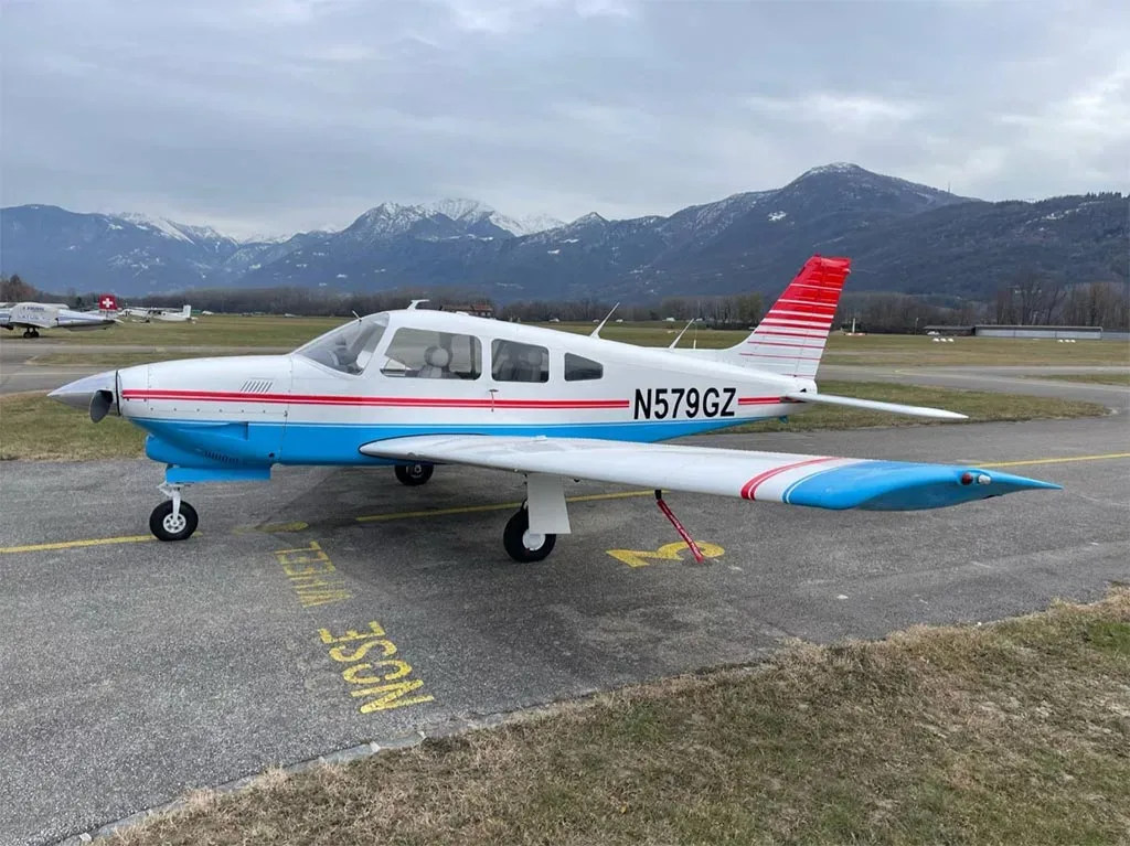 Exterior view of a 1978 Arrow III PA-28R-201.