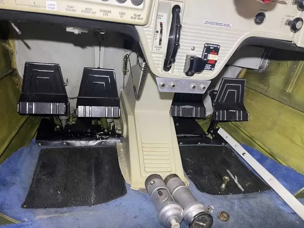 Cockpit and instrument panel of a 1974 Cessna 150.