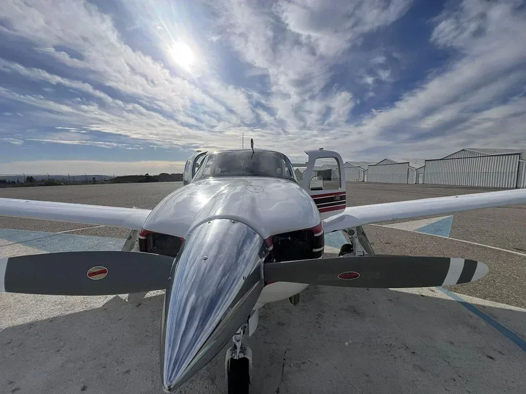 Exterior view of a 1977 Commander.