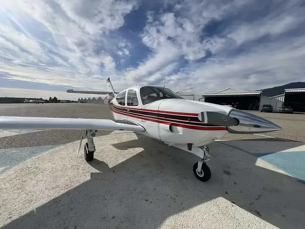 Exterior view of a 1977 Commander.