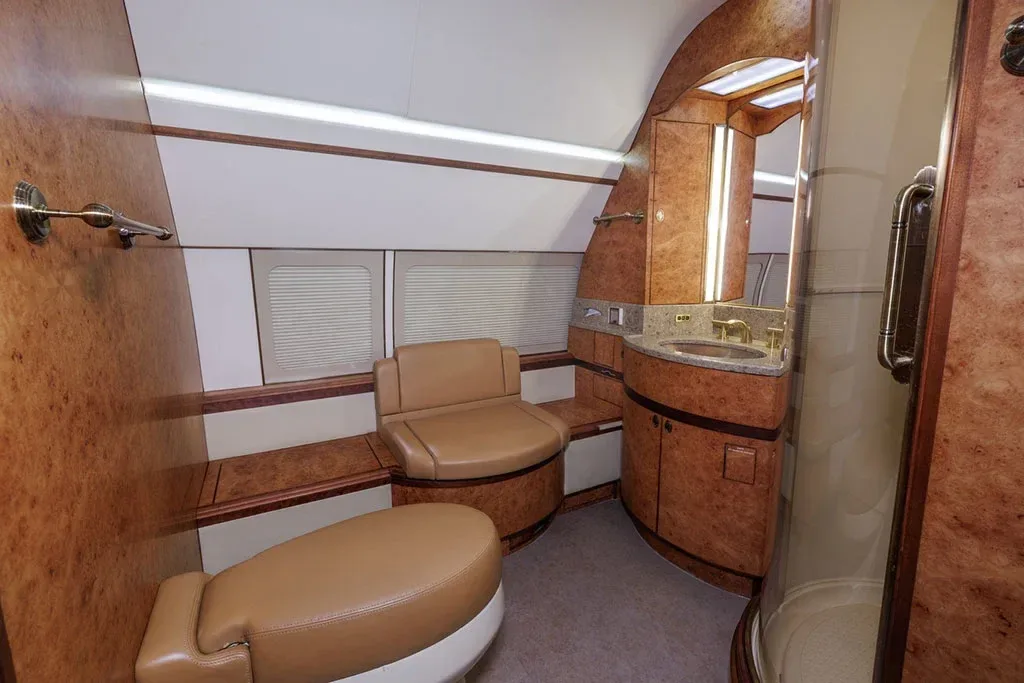 Boeing BBJ2