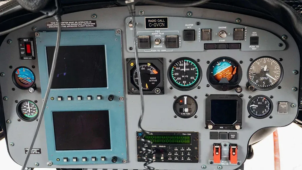 Cockpit and instrument panel of a 2006 Bell.