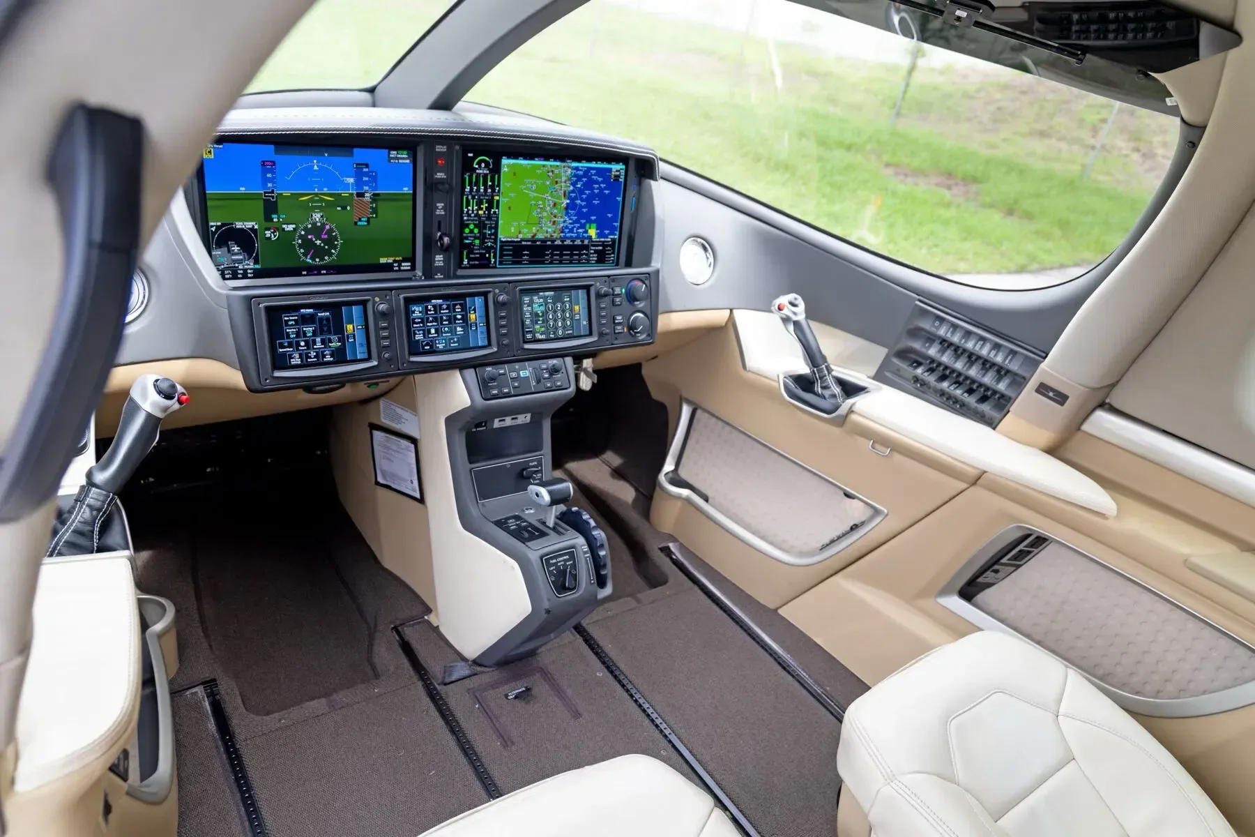 Cabin interior of a 2019 Cirrus Vision.
