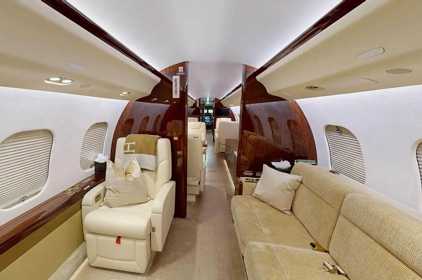 2016 Global 6000 SN: 9704 for Sale