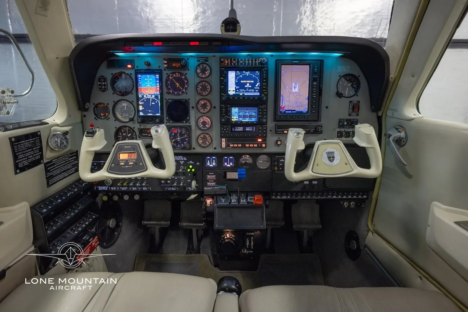 Cockpit and instrument panel of a 1998 Beechcraft Bonanza.