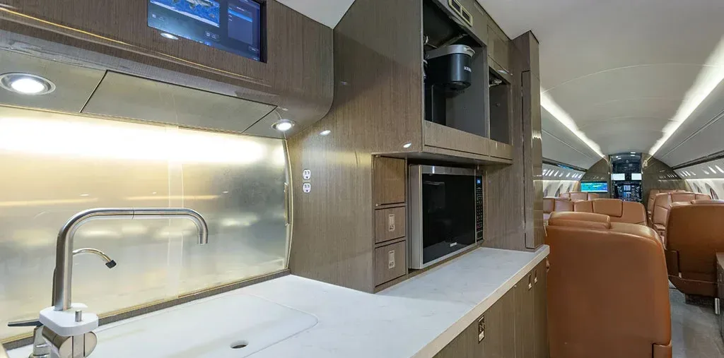 Cabin interior of a 1998 Gulfstream V SN: 535.
