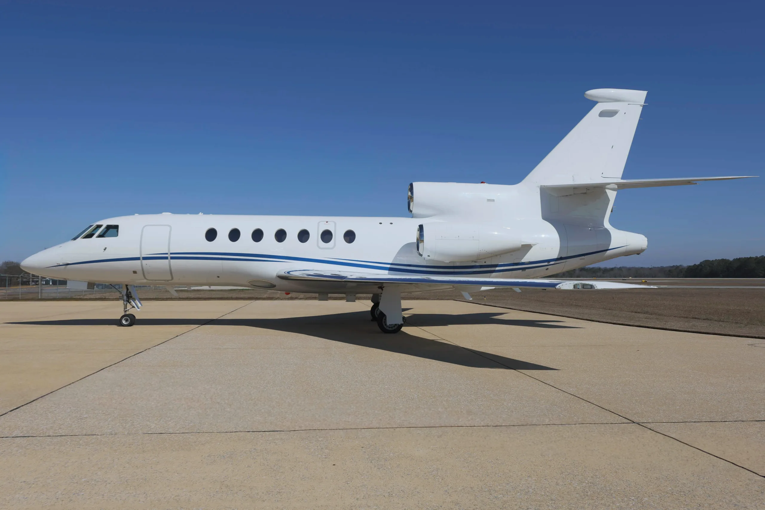 Exterior view of a 2003 Dassault Falcon 50EX.