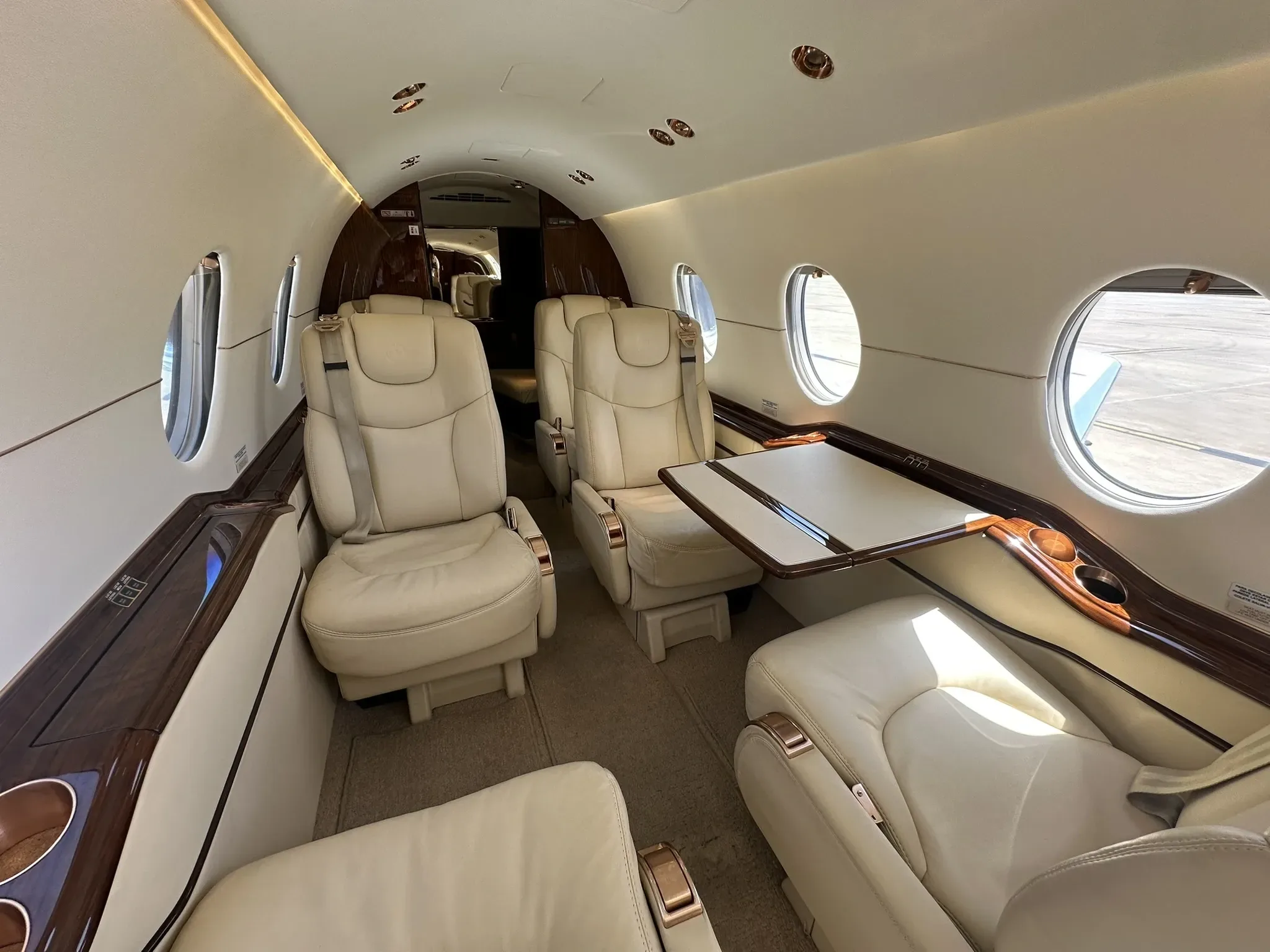 Cabin interior of a 2006 Hawker 400XP SN.