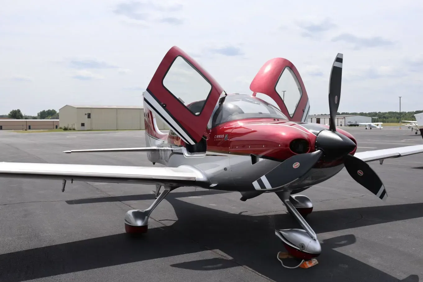 Marketing image of a 2011 Cirrus.