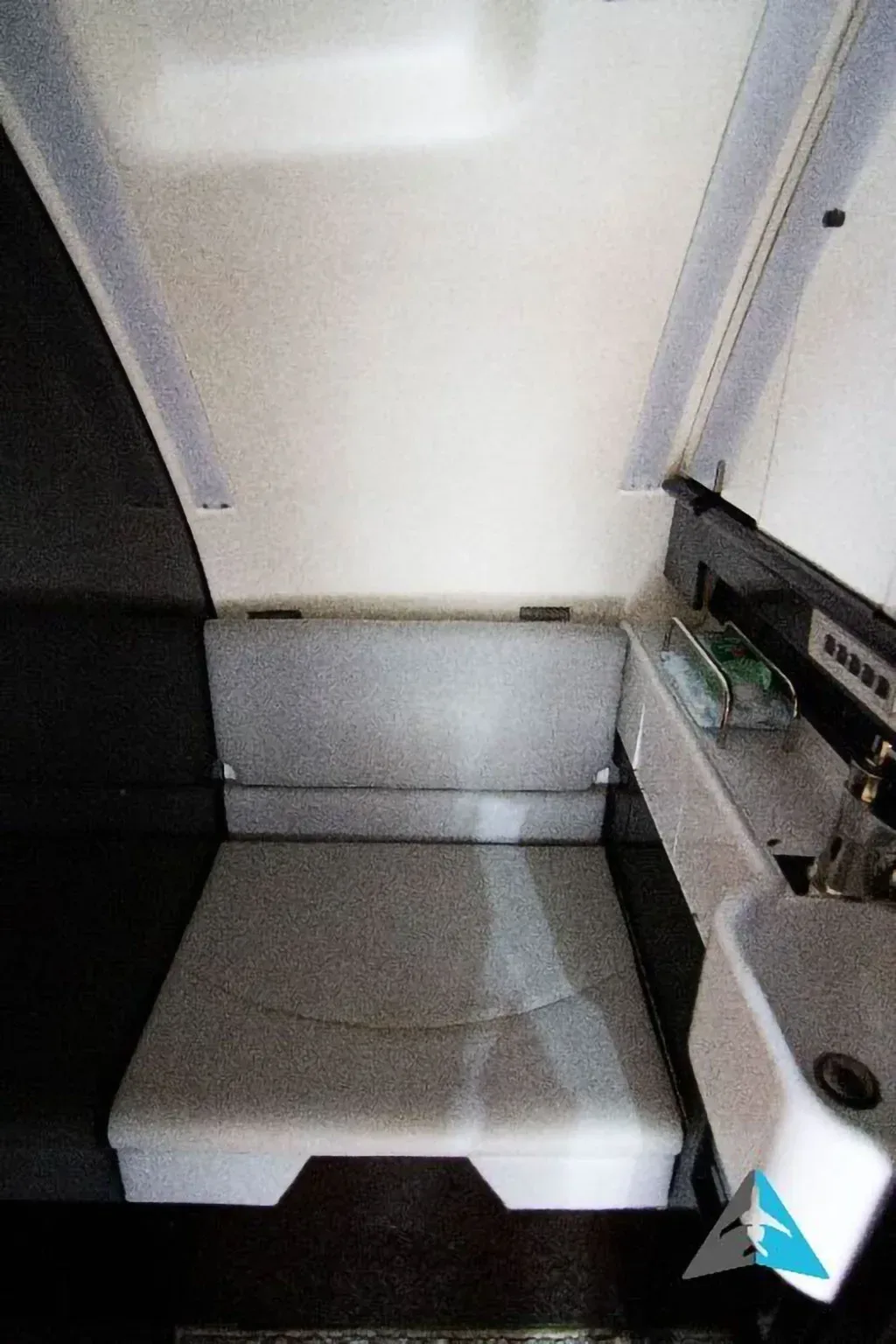 1987 Falcon 900B SN: 8 for Sale