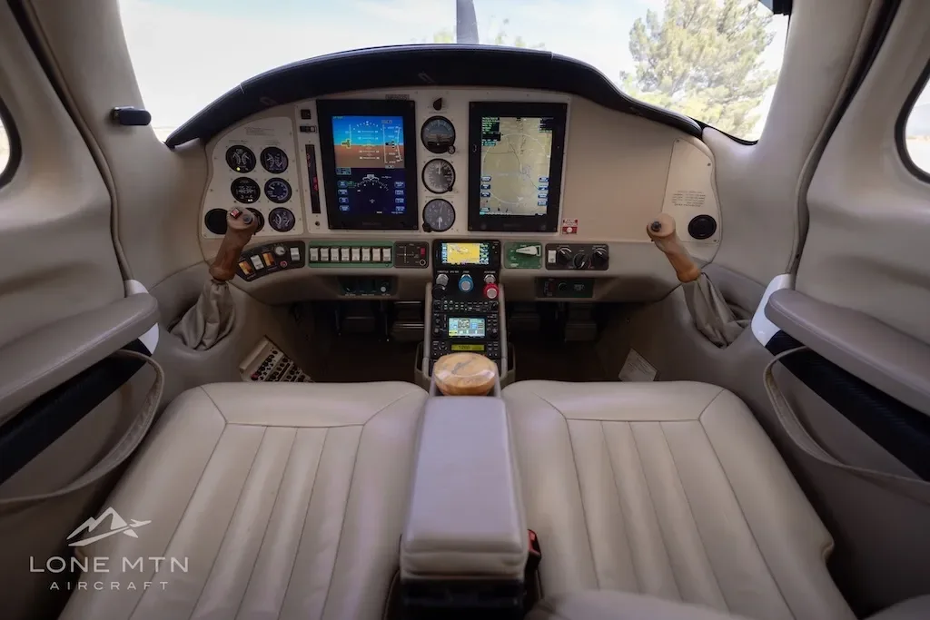 Avionics suite of a 2004 Columbia.